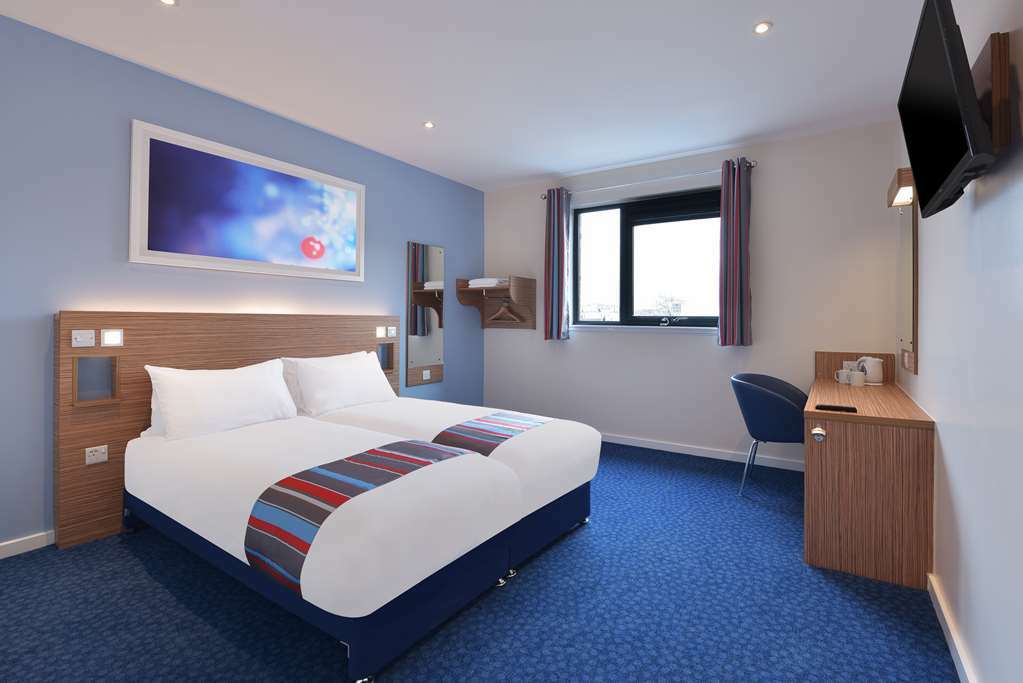 Travelodge Bracknell Zimmer foto